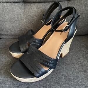 Torrid black strap, platform, heel wedge size 9.5W